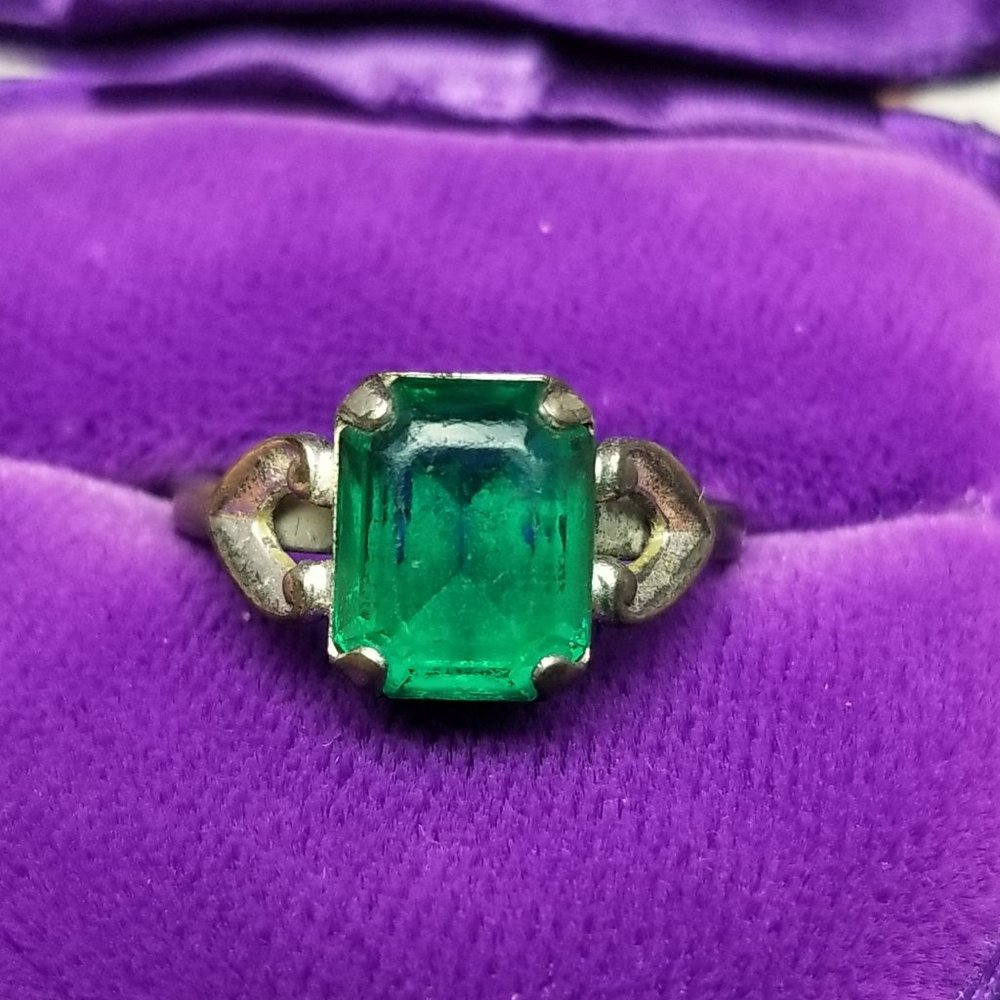 Vintage Sterling Silver Green Emerald Cut Rhinestone Ring, Size 7 Band, Estate